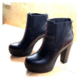 Steve Madden Platform Booties